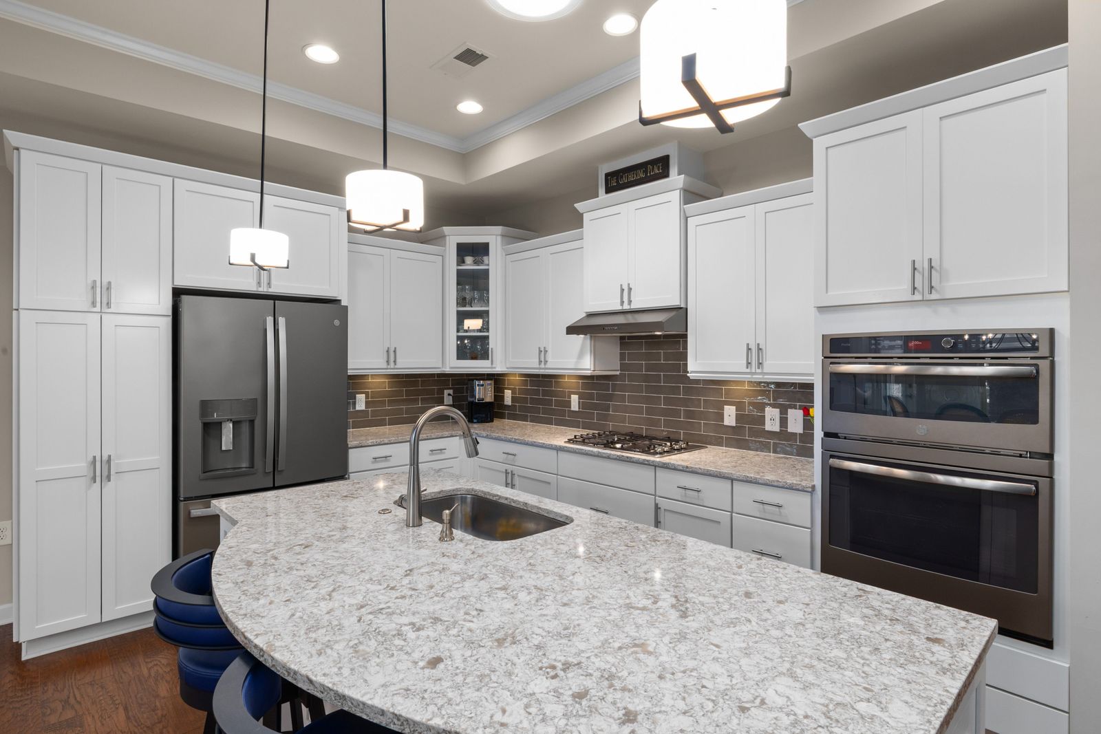 Carbon kitchen direction