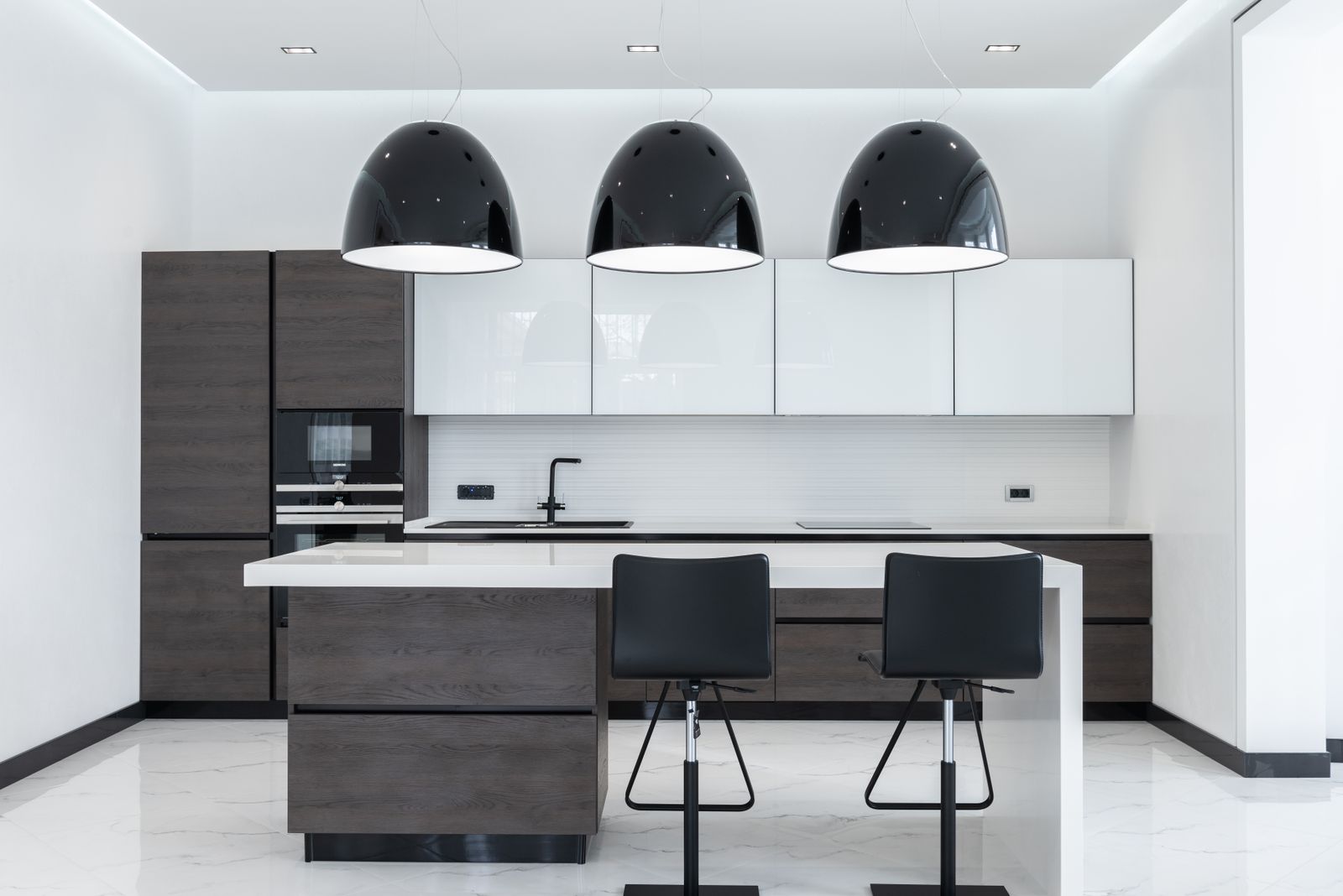 Finished kitchen by Lumen Kitchen Design